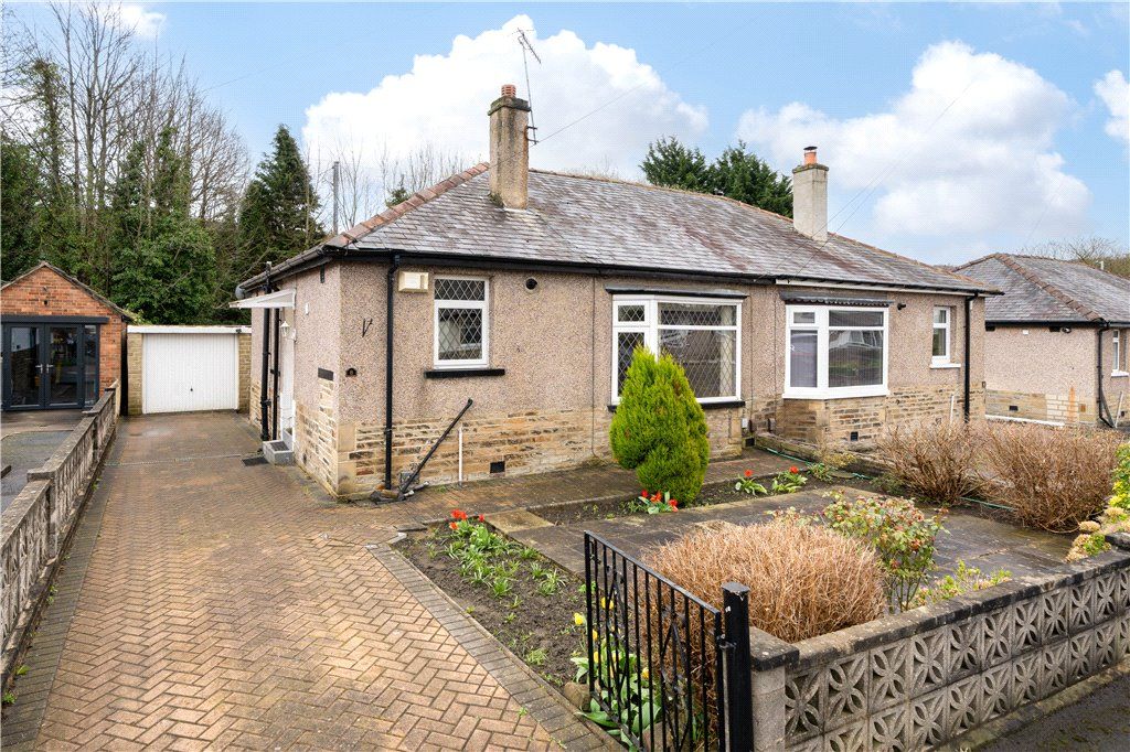2 bed bungalow for sale in Midland Road, Baildon, West Yorkshire BD17, £215,000 Zoopla