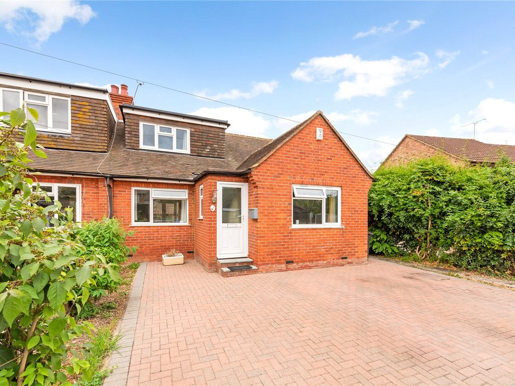 3 bed semidetached house for sale in Northfield Road, Maidenhead