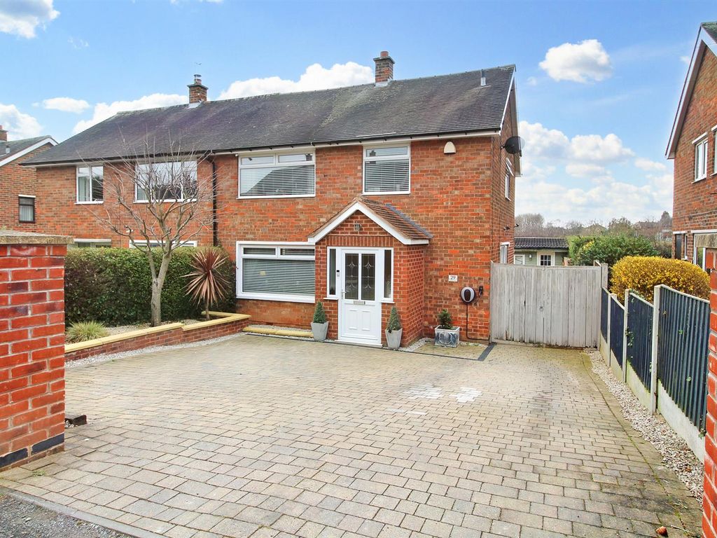 3 bed semidetached house for sale in Shelford Road, Gedling