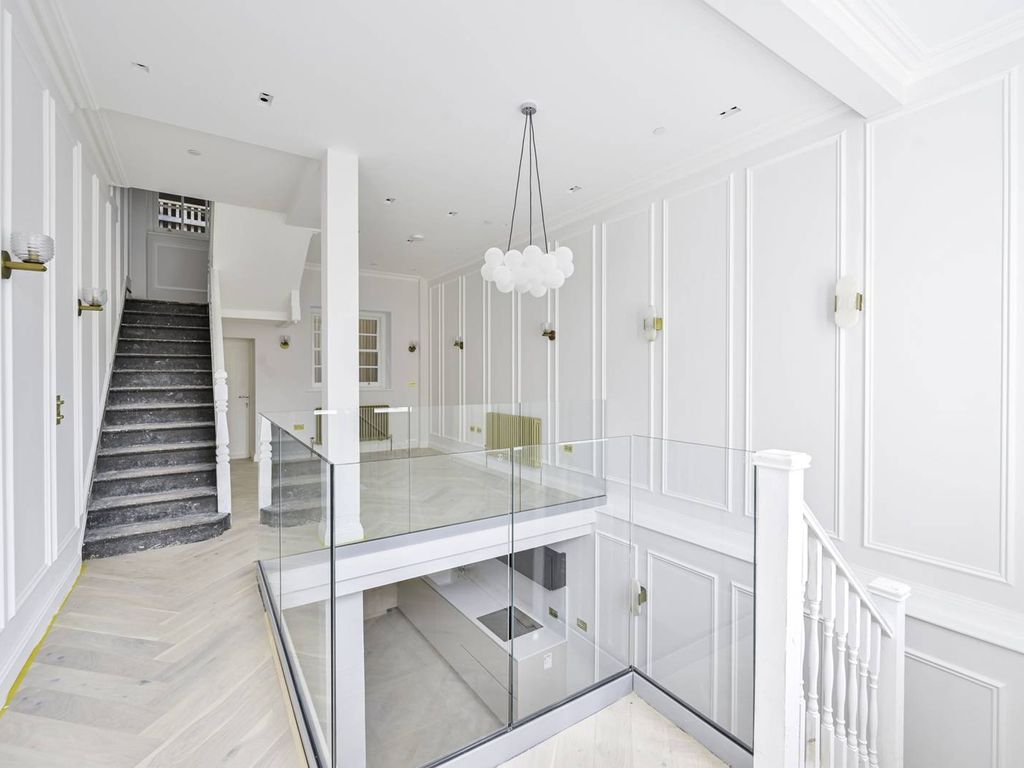 3 bed detached house to rent in Union Street, London Bridge, London SE1, £7,995 pcm Zoopla