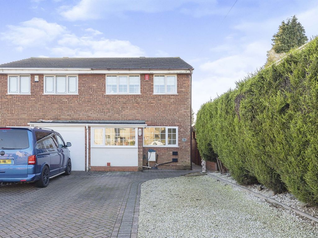 3 bed semidetached house for sale in Bradbury Lane, Hednesford