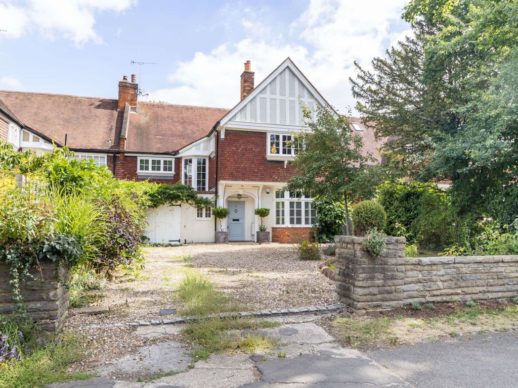 4 bed semidetached house for sale in Elm Park Road, Pinner HA5 Zoopla