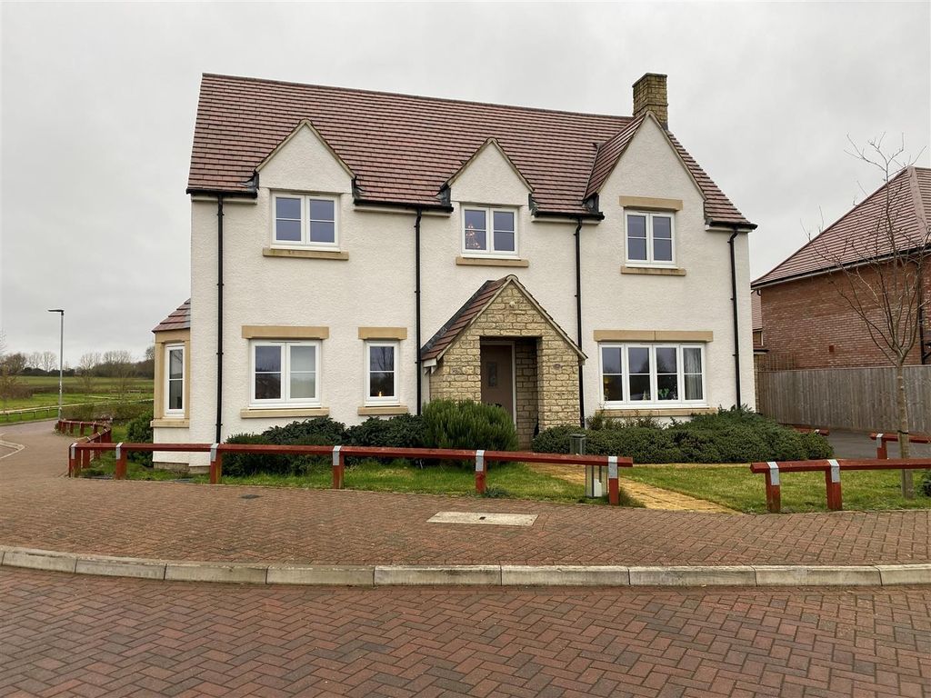 New home, 4 bed detached house for sale in Road, Calne SN11, £