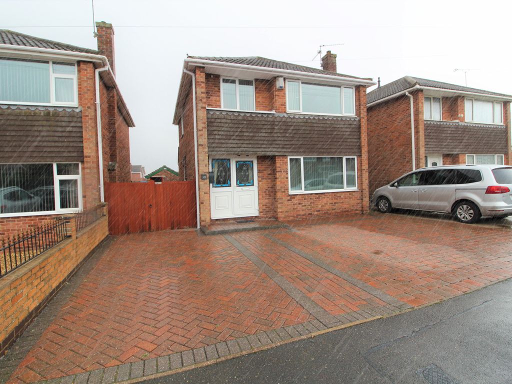 3 bed detached house for sale in Enderby Crescent, Gainsborough DN21
