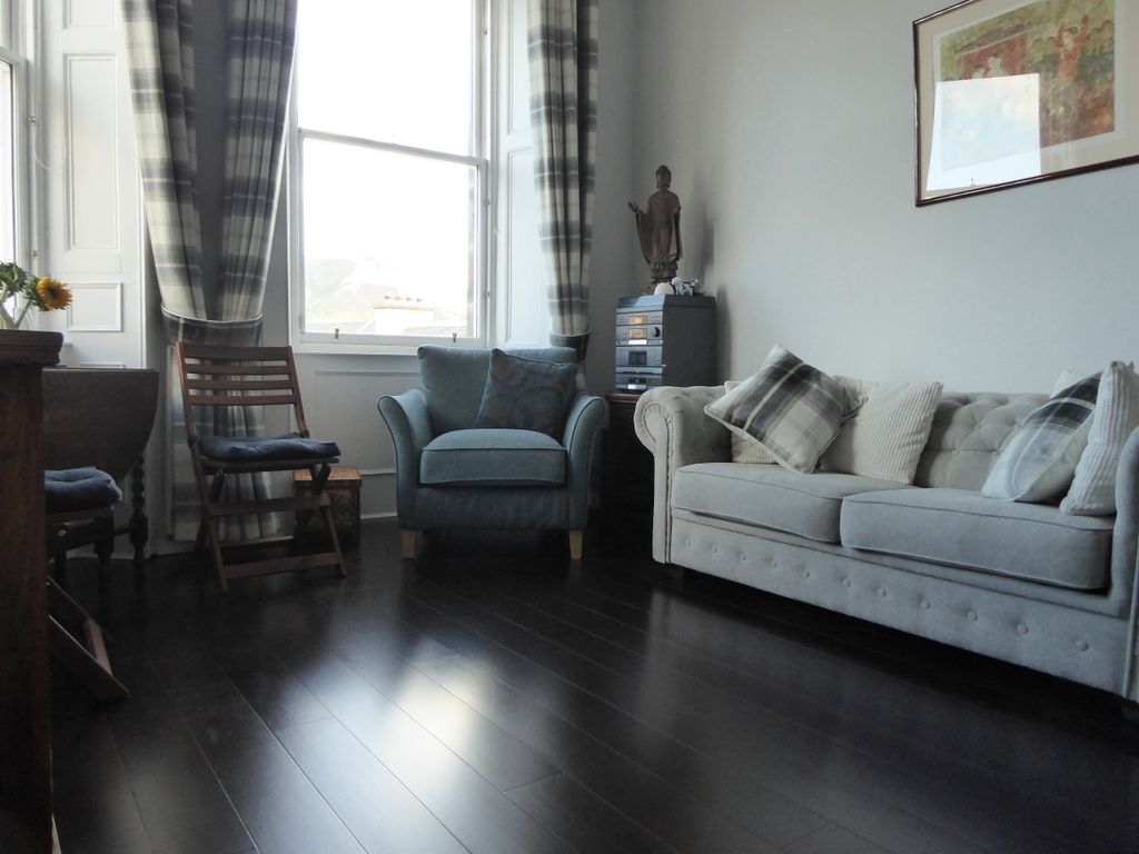 1 bed flat to rent in Montague Street, Edinburgh EH8, £900 pcm Zoopla