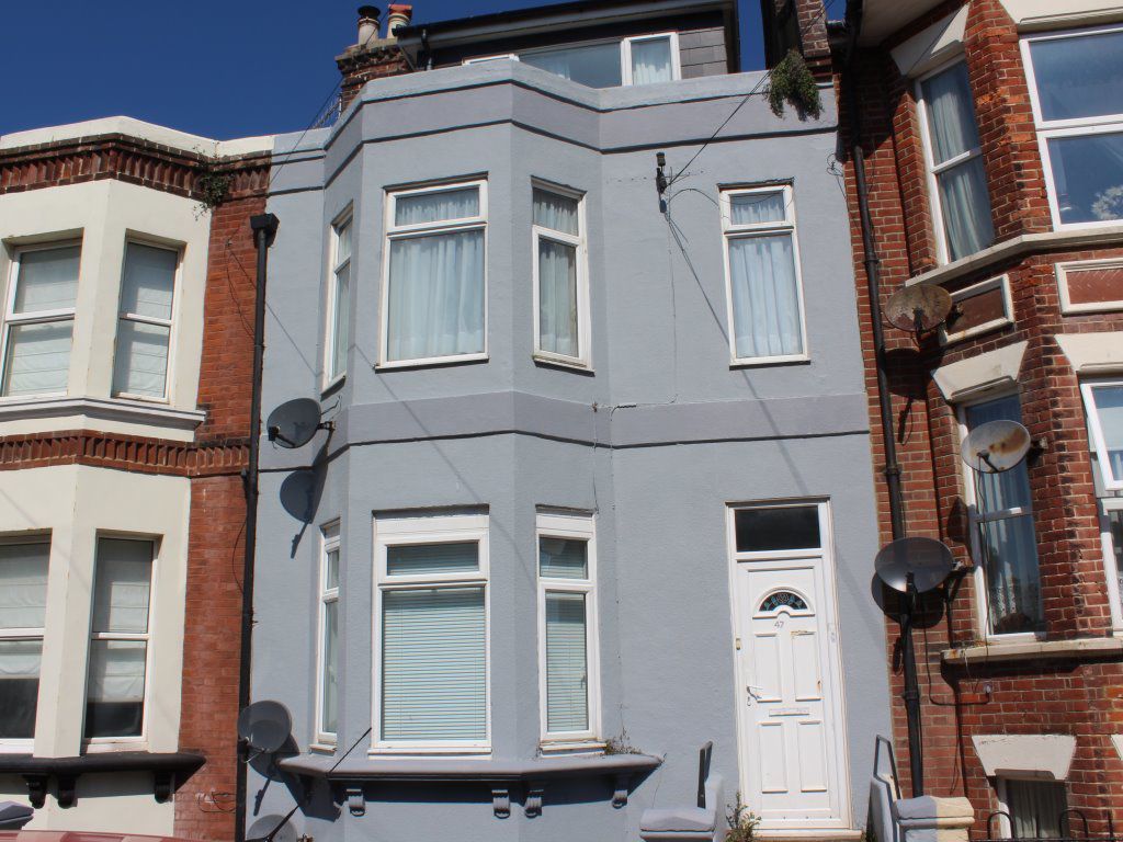 1 bed flat to rent in St. Thomass Road, Hastings TN34 Zoopla