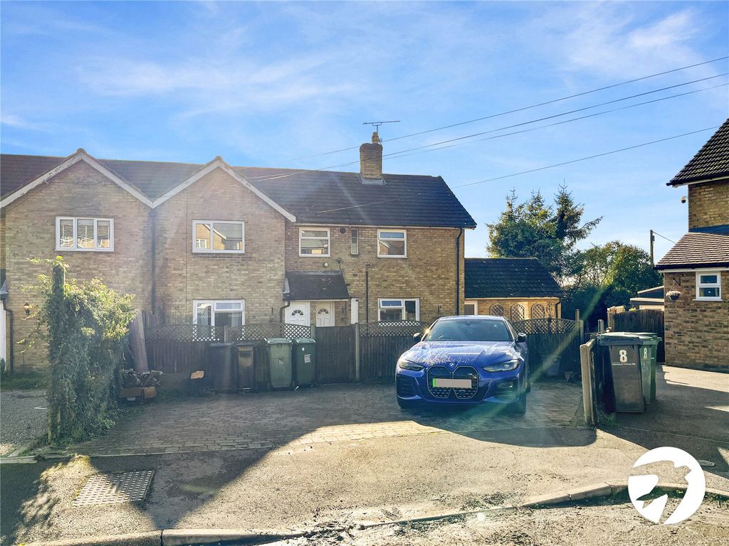 3 bed for sale in Queensway, Detling, Maidstone, Kent ME14