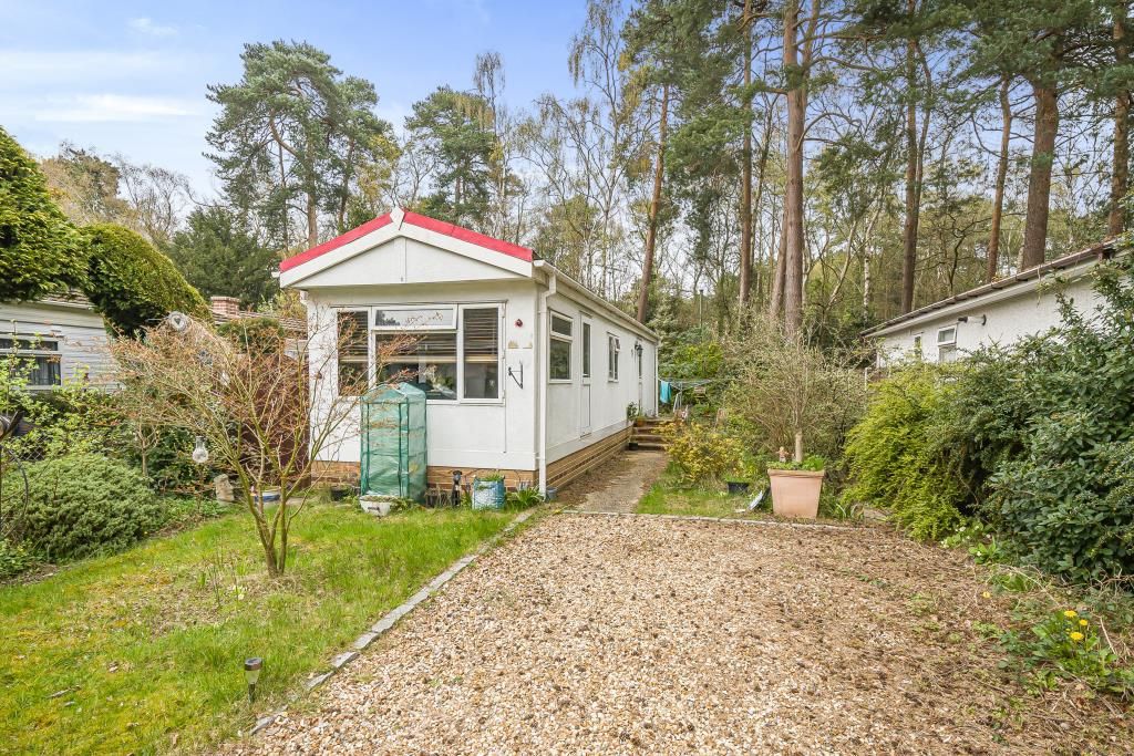 1 bed mobile/park home for sale in California Country Park Homes RG40