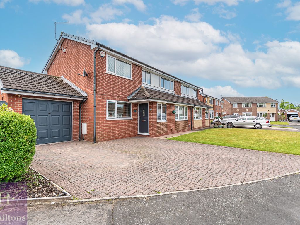 4 bed semidetached house for sale in Sevenoaks, Leigh, Greater