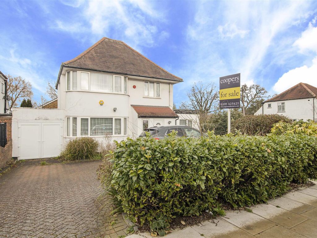 4 bed detached house for sale in Evelyn Avenue, Ruislip HA4 Zoopla