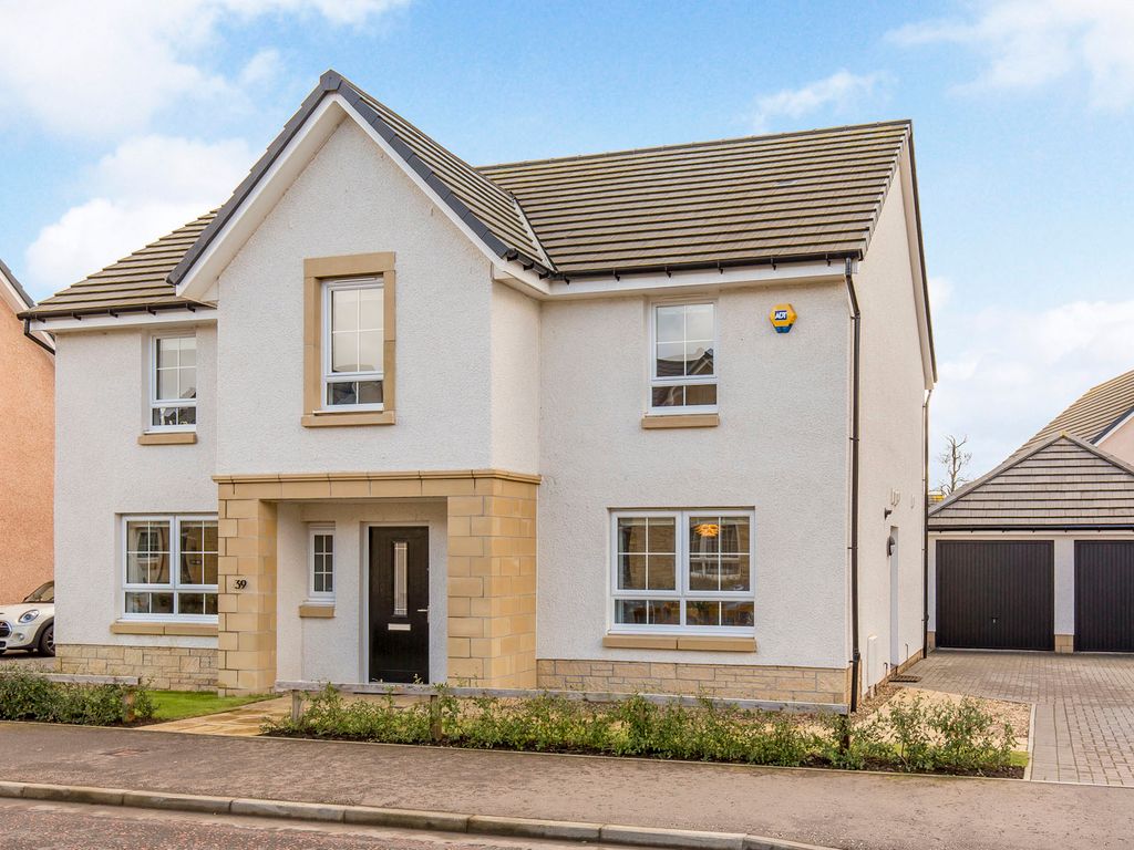 4 bed detached house for sale in 39 Bothwell Avenue, Haddington EH41, £