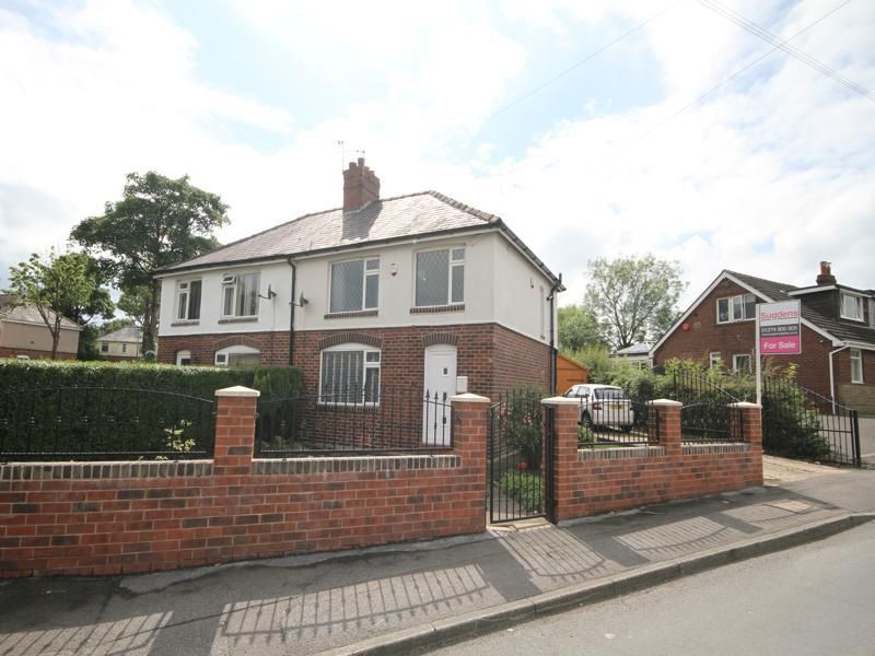 3 bed semidetached house for sale in St. Pauls Road, Birkenshaw