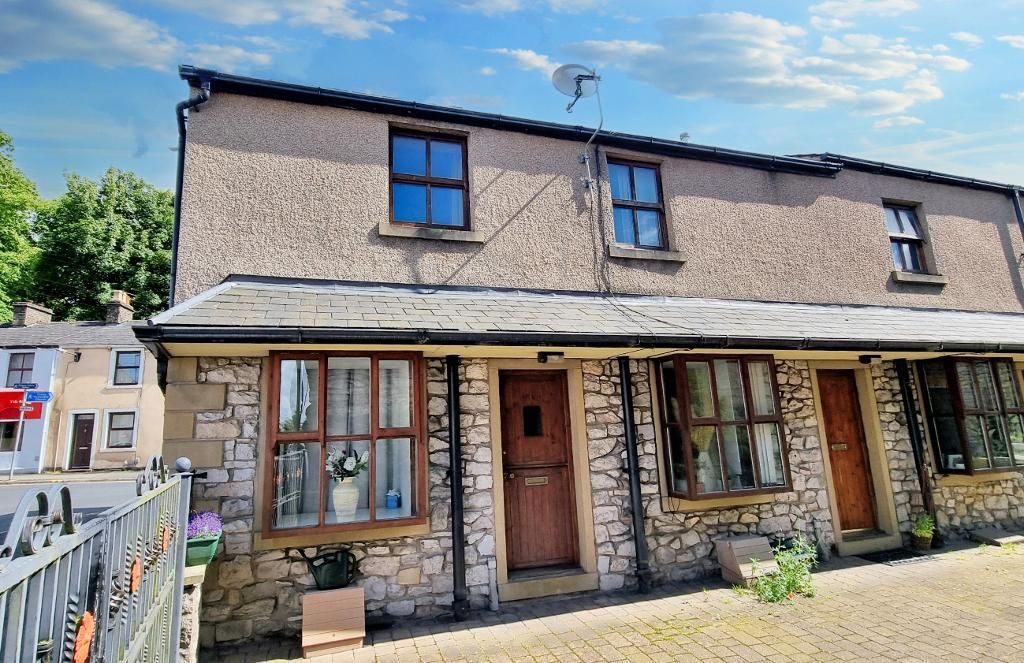 2 bed end terrace house for sale in Parsonage Cottages, Clitheroe BB7