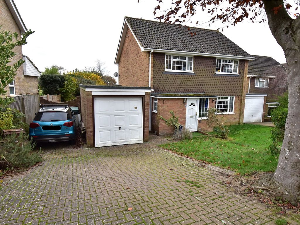 4 bed detached house for sale in Southridge Rise, Crowborough TN6 Zoopla