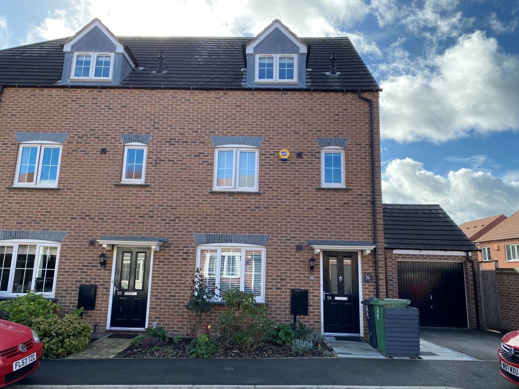 4 bed semidetached house for sale in Denby Bank, Marehay, Ripley DE5