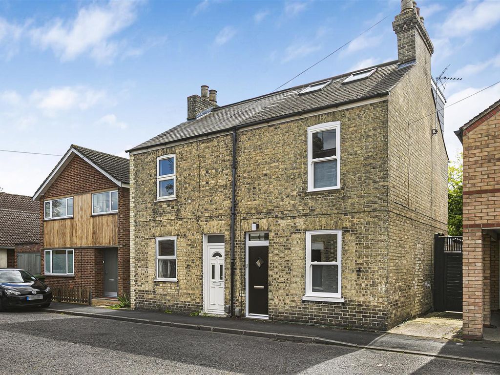 3 bed semidetached house for sale in Seymour Street, Cambridge CB1