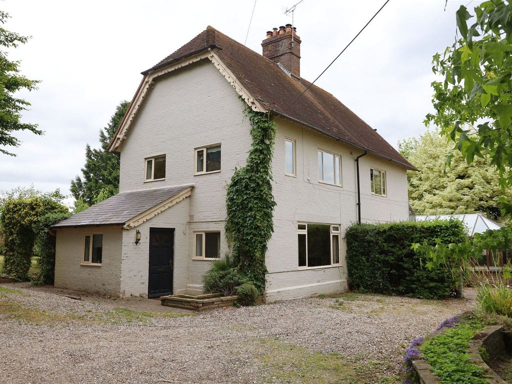 4 bed detached house to rent in Henwick, Thatcham RG18 Zoopla