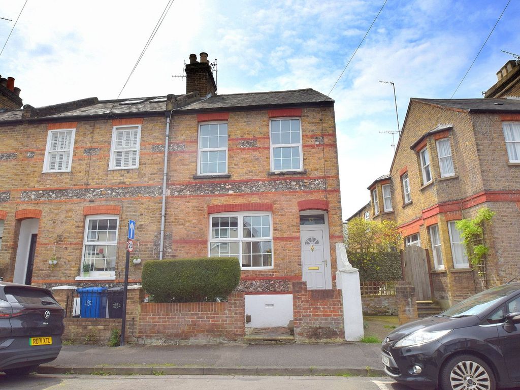 3 bed end terrace house for sale in Oxford Road, Windsor, Berkshire SL4