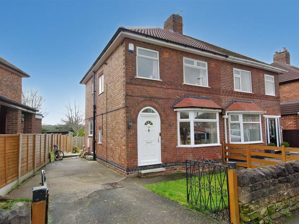3 bed semidetached house for sale in Leyton Crescent, Beeston