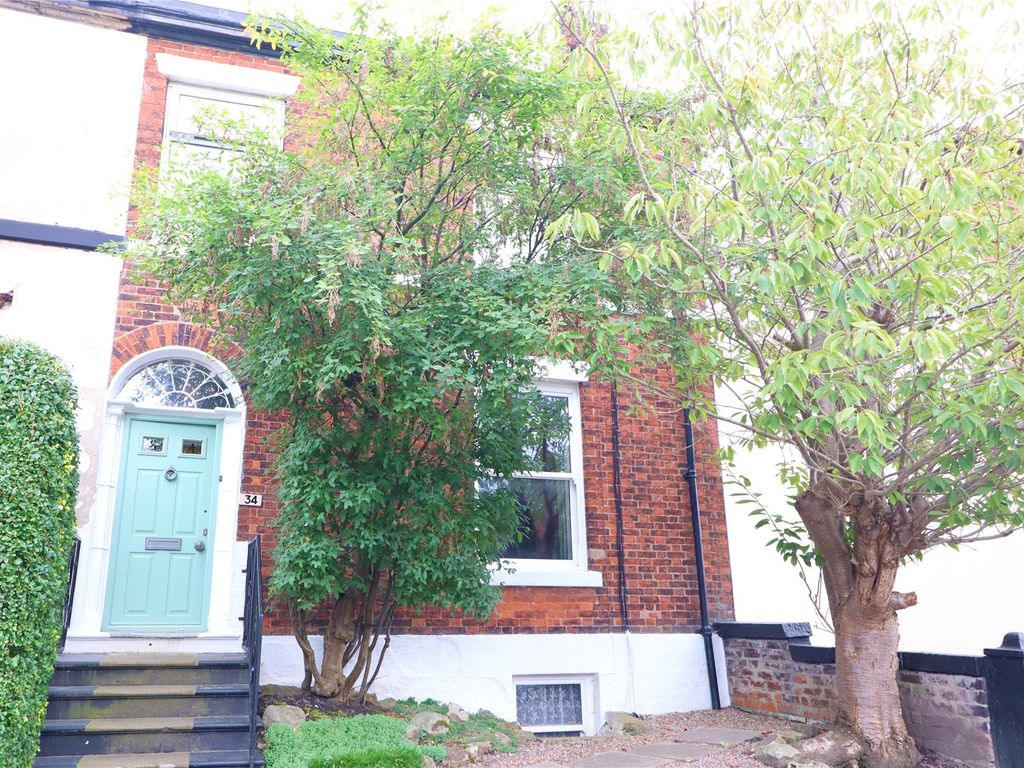 4 bed terraced house for sale in Park Road, Chorley, Lancashire PR7, £