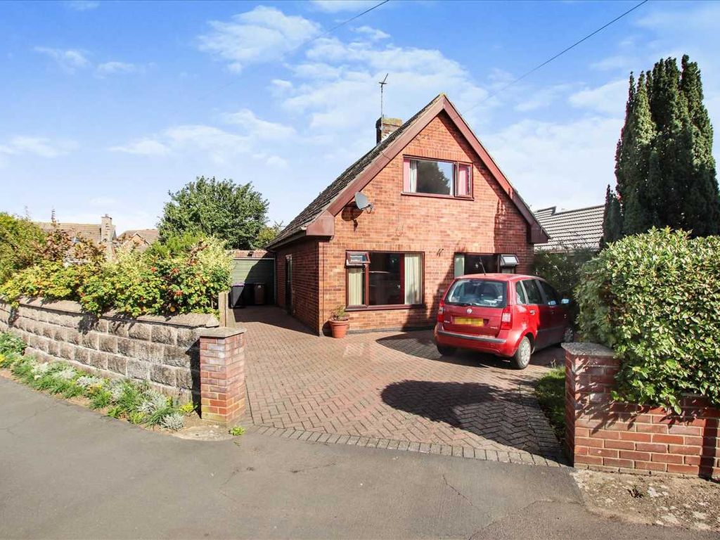 2 bed detached house for sale in Hawthorn Avenue, Waddington, Lincoln