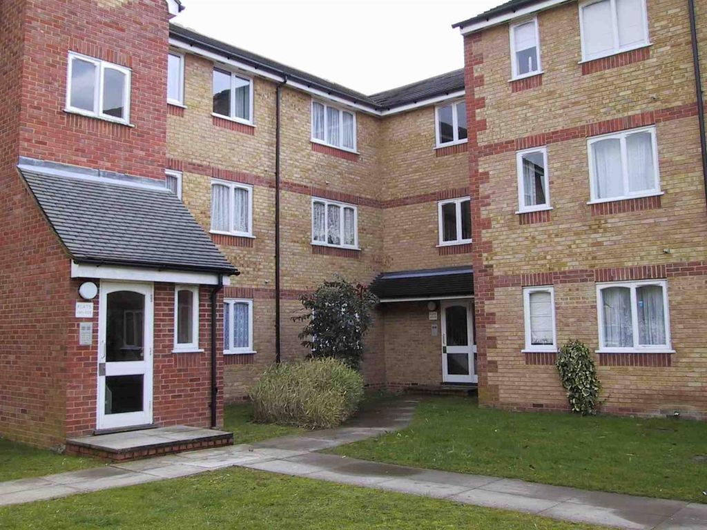 Room to rent in Prestatyn Close, Stevenage, Hertfordshire, 2Ar. SG1