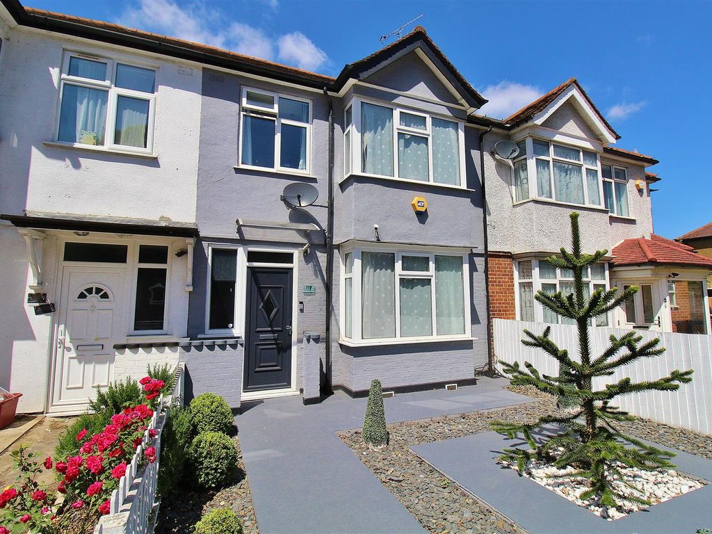 3 bed property for sale in Twickenham Road, Isleworth TW7 Zoopla