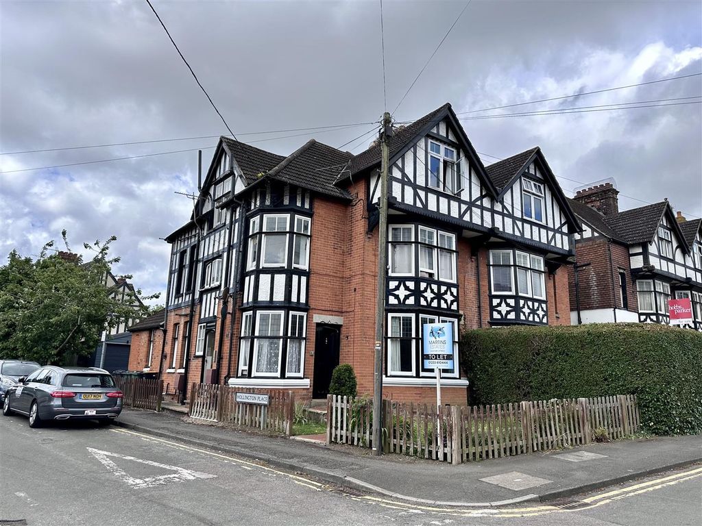 8 bed semidetached house for sale in Albert Road, Ashford TN24, £