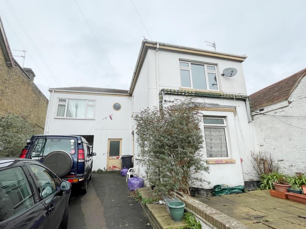 6 bed block of flats for sale in 325327 Dover Road, Walmer, Deal, Kent