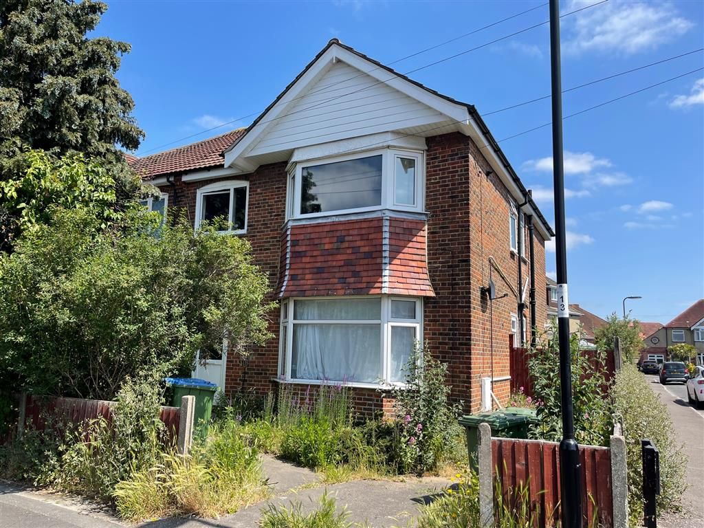 5 bed block of flats for sale in Wilton Road, Upper Shirley