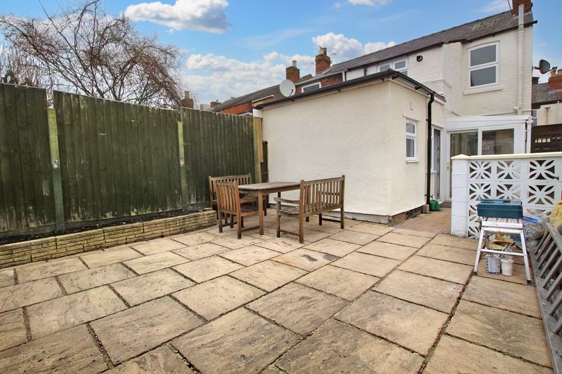 3 bed end terrace house to rent in Road, Tredworth