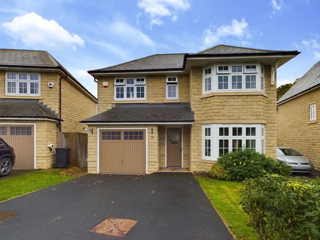 4 bed detached house for sale in Bletchley Way, Horsforth, Leeds LS18