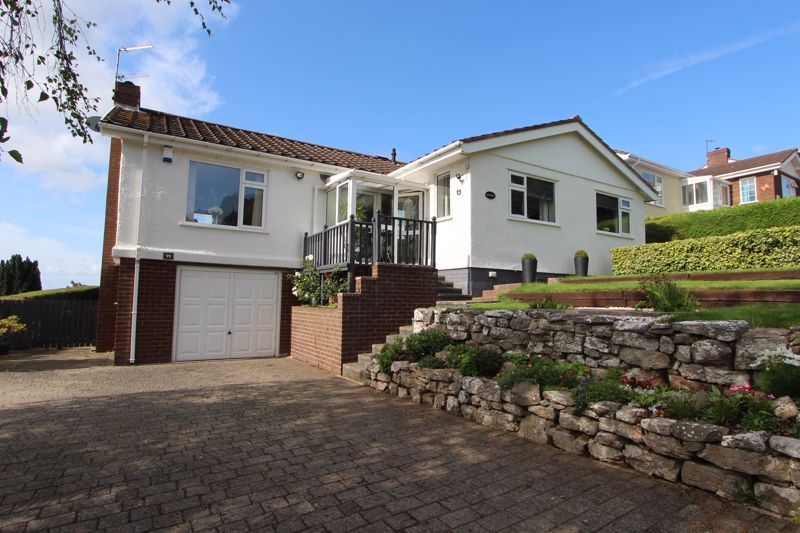 3 bed detached bungalow for sale in Peulwys Lane, Old Colwyn, Colwyn