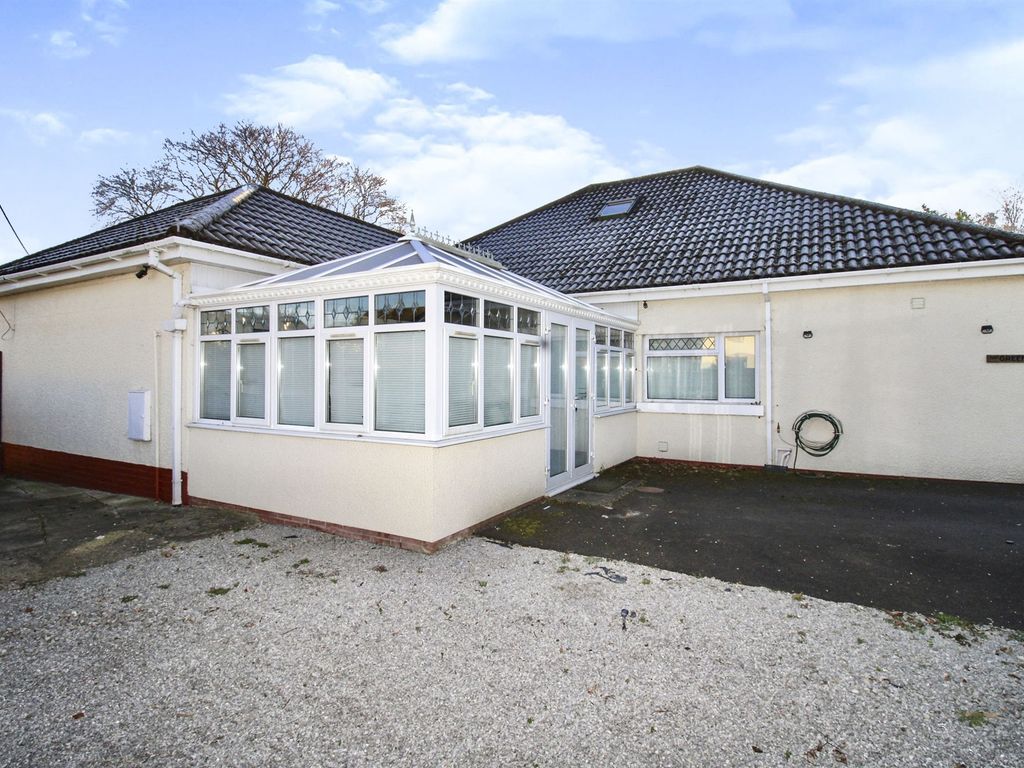 3 bed detached bungalow for sale in Wellfield Road, Marshfield, Cardiff
