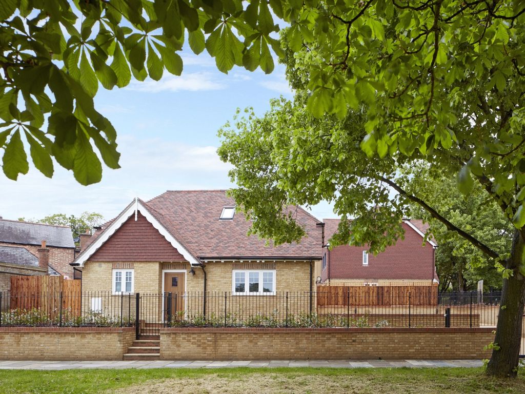 2 bed detached house for sale in Plaistow Lane, Bromley BR1 Zoopla