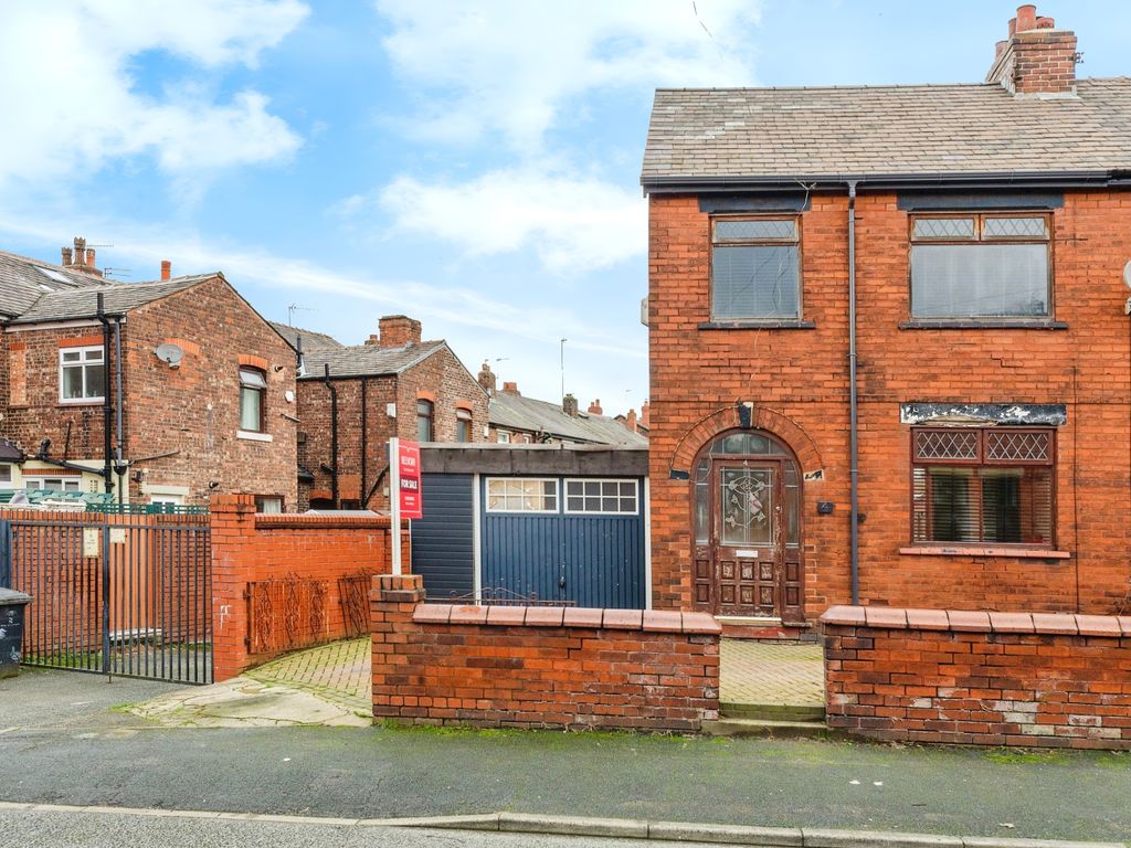 3 bed terraced house for sale in Kearsley Street, Wigan WN6, £140,000