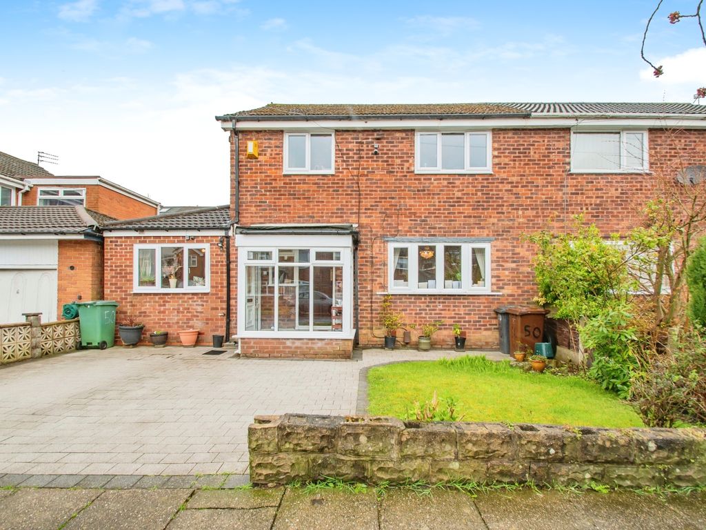 5 bed semidetached house for sale in Randale Drive, Bury, Greater