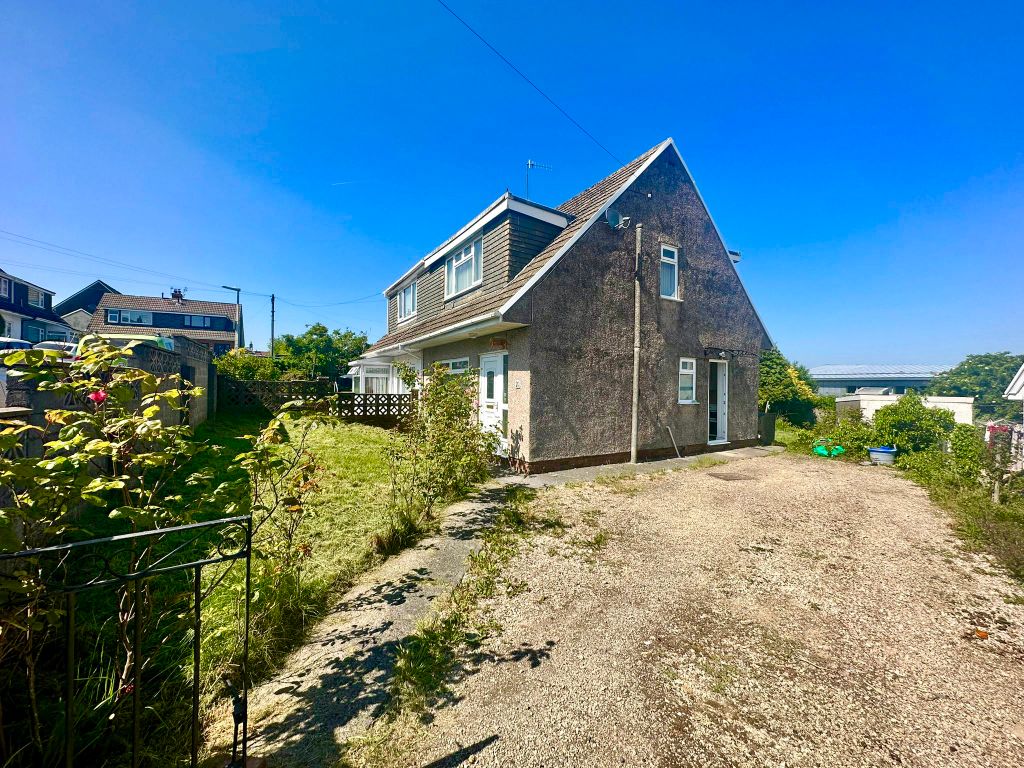 3 bed semidetached house for sale in Andrews Close, Heolgerrig