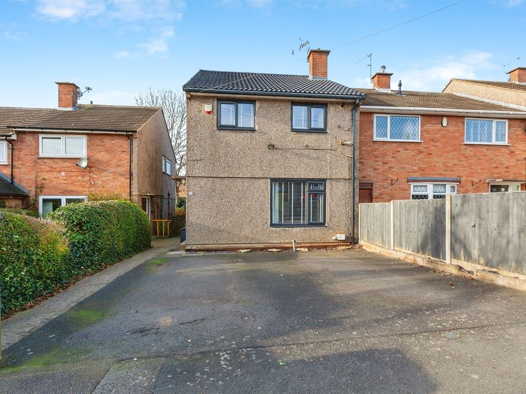 3 bed terraced house for sale in Cross Keys Green, Leicester LE5, £