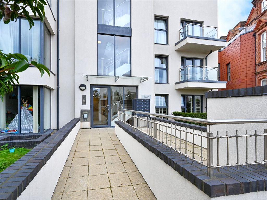 3 bed flat for sale in Clifton Hill, Brighton, East Sussex BN1 Zoopla