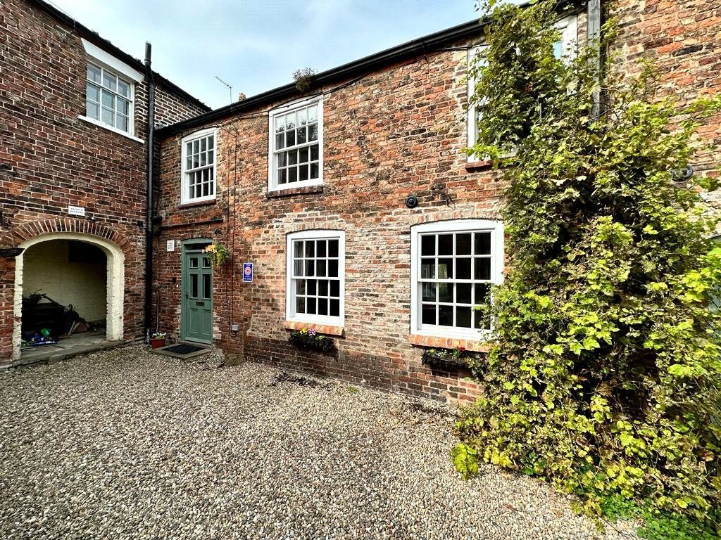 3 bed semidetached house to rent in Newbegin, Beverley, East Riding Of