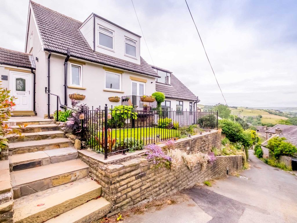 3 bed semidetached house for sale in Tommy Lane, Linthwaite HD7 Zoopla