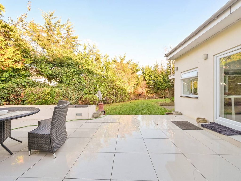 7 bed property for sale in Beaufort Gardens, Norbury, London SW16 Zoopla