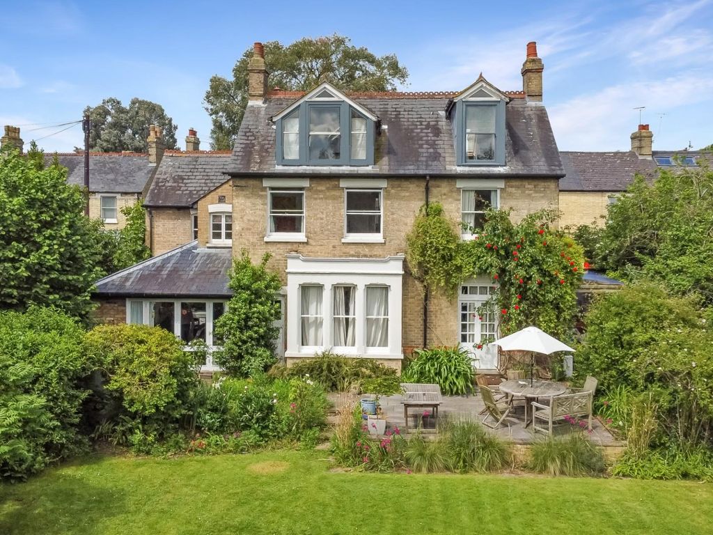 5 bed detached house for sale in Garden Walk, Cambridge CB4, £1,400,000