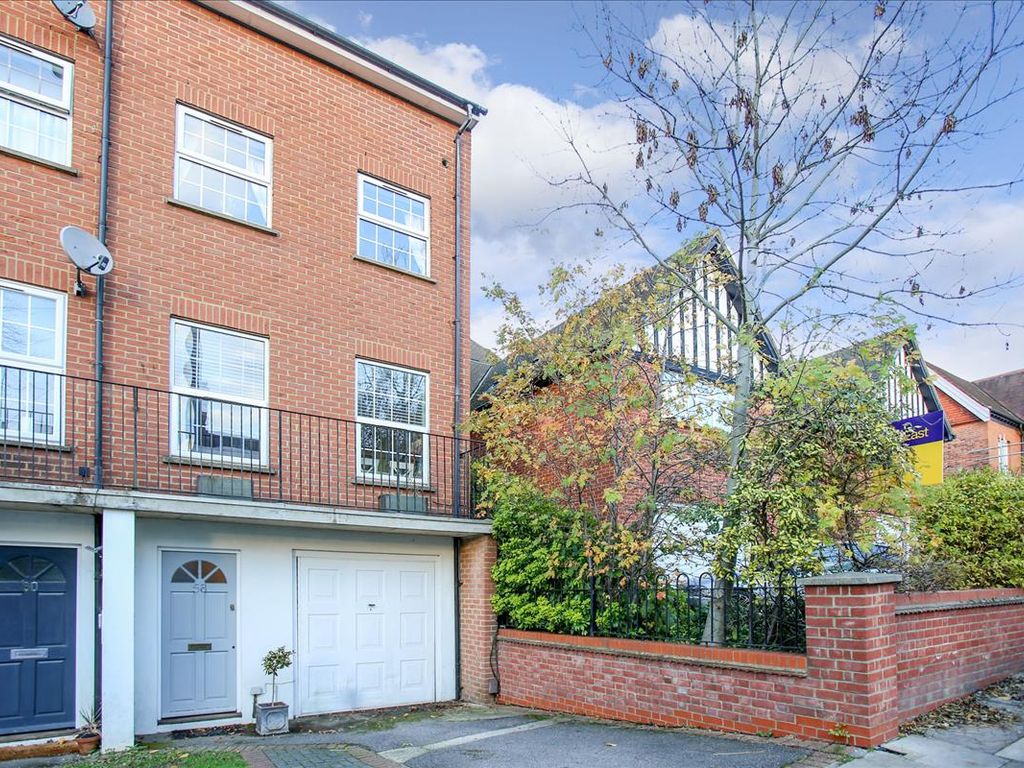 4 bed property for sale in Acacia Road, Acton W3, £799,950 Zoopla