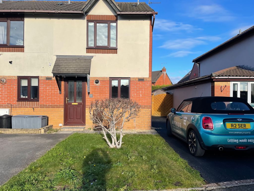 2 bed end terrace house to rent in Oaktree Drive, Porthcawl CF36, £900