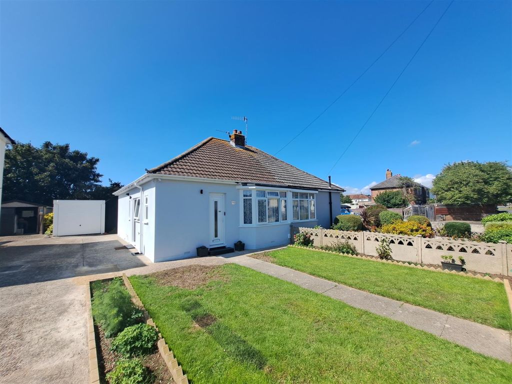 2 bed semidetached bungalow for sale in Neville Avenue, Fareham PO16