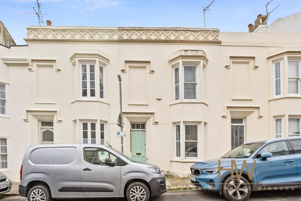 4 bed terraced house for sale in Temple Street, Brighton BN1, £699,950