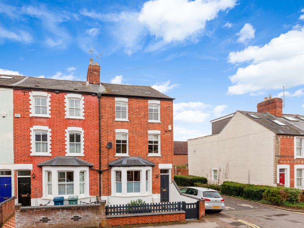 5 bed end terrace house for sale in Marlborough Road, Grandpont, Oxford