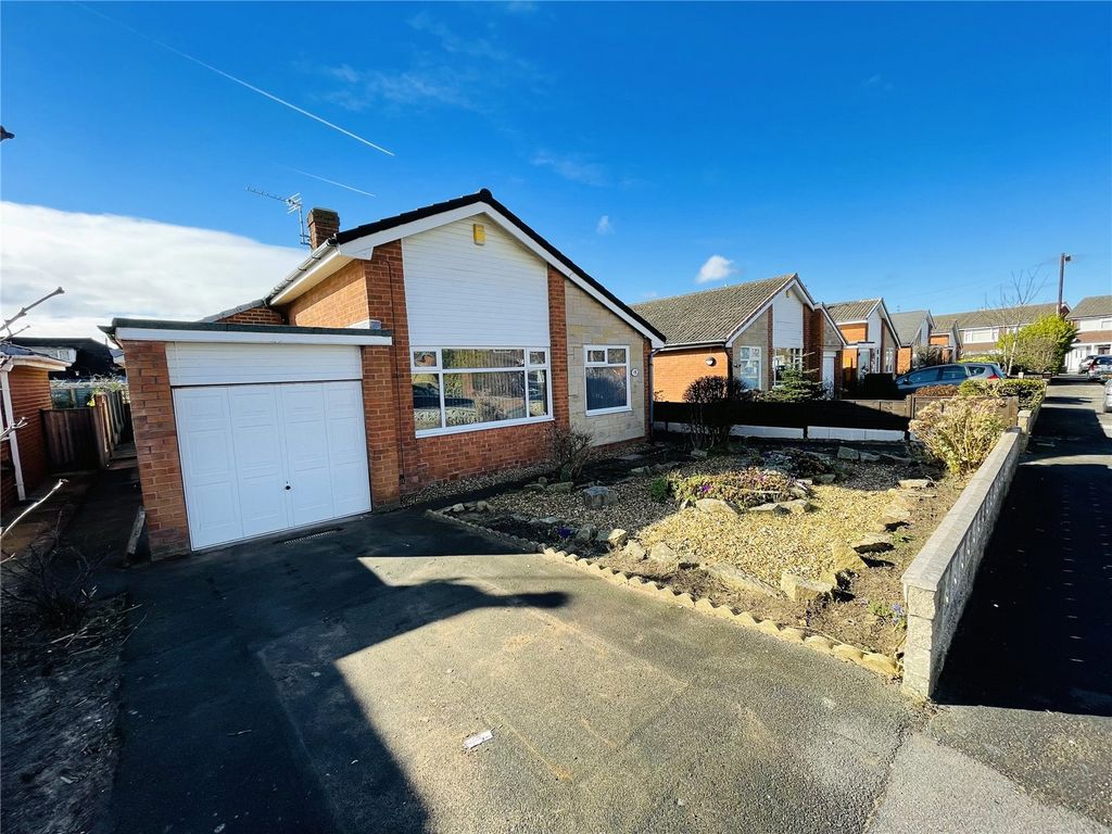 3 bed bungalow for sale in Otley Road, Lytham St. Annes FY8 Zoopla